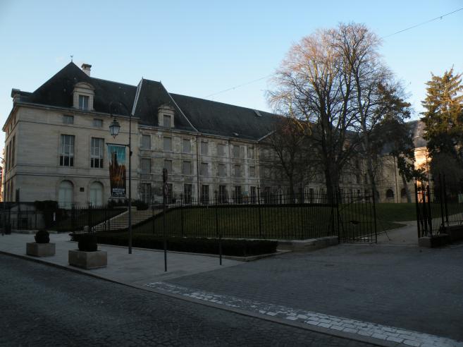  parc du musée Saint Loup